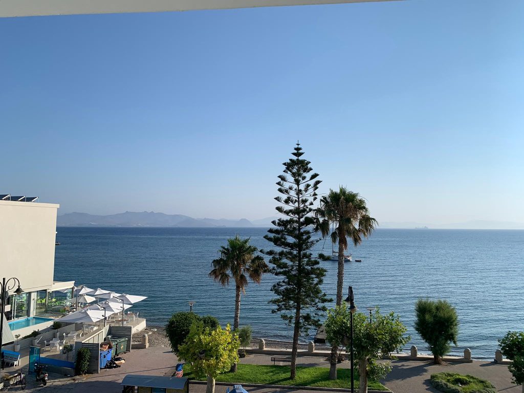 XAGV0688 Letzte Momente für Roswith vor dem Heimflug